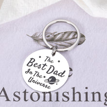 Load image into Gallery viewer, Best Dad Gifts for Men Father Gifts from Wife Kids Children Dad Daddy Gifts Keychain from Son Daughter Pregnancy Announcement Gift for Dad Husband Gifts for Him Birthday Father's Day Gift