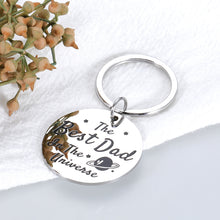 Load image into Gallery viewer, Best Dad Gifts for Men Father Gifts from Wife Kids Children Dad Daddy Gifts Keychain from Son Daughter Pregnancy Announcement Gift for Dad Husband Gifts for Him Birthday Father&#39;s Day Gift
