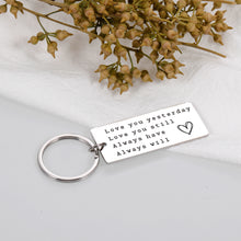 Load image into Gallery viewer, Birthday Gifts Keychain for Boyfriend Husband Christmas Romantic Couple Gifts for Him Her Girlfriend Husband Stocking Stuffers Gifts for Boyfriend from Girlfriend Wife Groom Gifts Keyring
