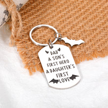 Load image into Gallery viewer, Dad Keychain Gifts from Daughter Son Kids to Dad Birthday Christmas Gifts for Dad Father Day Valentine Gifts for Husband from Wife New Dad to
