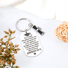 Load image into Gallery viewer, College Graduation Gifts for Her Him 2022, Inspirational Grad Gifts Keychain for Women Men, High School 8th Grade Graduation Gift for Girl Boy Son Daughter Friend, Class of 2022 Graduation Party Favor
