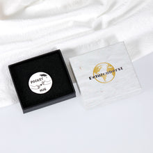 Load image into Gallery viewer, Class of 2022 Graduation Gifts for Her Him Boys Girls College Master Degree PhD Graduation Gift for High School Senior Grad Nursing Medical School Graduation Gifts for College Student Pocket Hug Token
