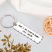 Load image into Gallery viewer, Funny Gifts Keychain for Son Daughter Birthday Christmas Stocking Stuffers Gifts for Teens Boys Teenage Girls Boys Gift Ideas Bonus Son Daughter Gift from Mom Mother Graduation Gifts
