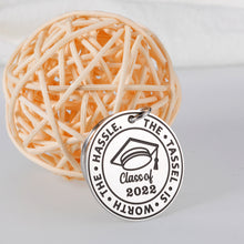Load image into Gallery viewer, Class of 2022 Graduation Gifts for Him Her Senior 2022 High School College Graduation Gifts for Boys Girls Grad 8th Grade PhD Graduation Gifts for Son Daughter The Tassel is Worth The Hassle Keychain
